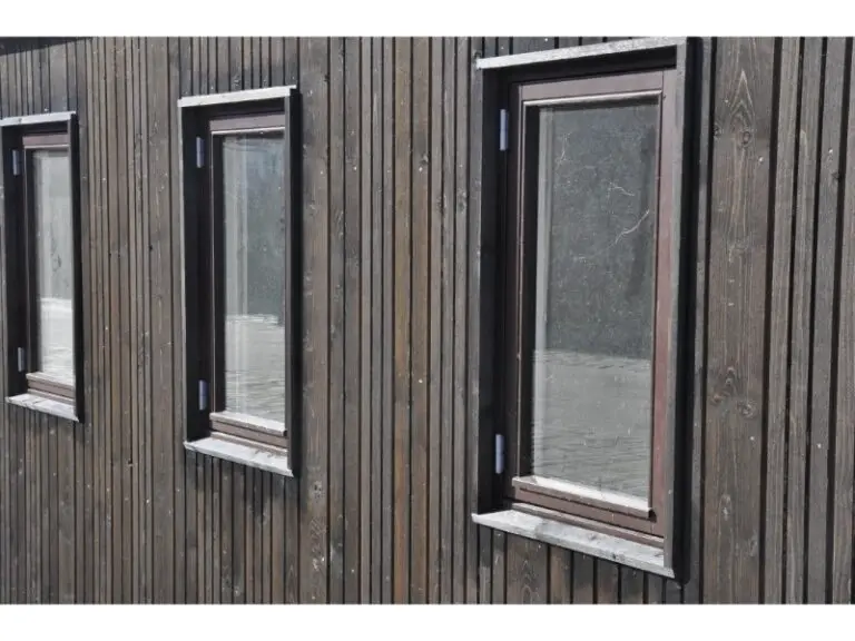 como poner ventana madera