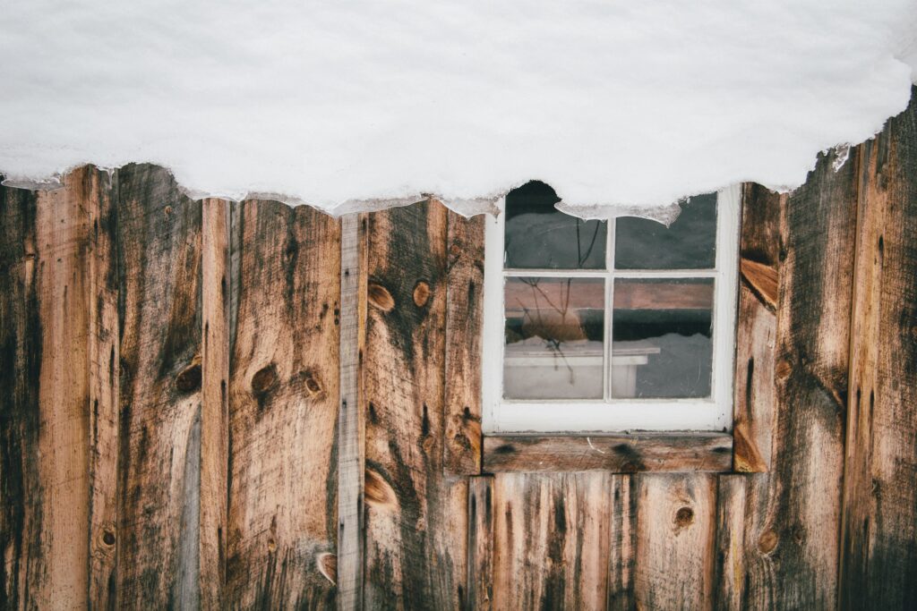desventajas ventanas madera
