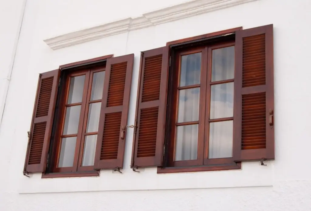 tipo de madera para ventanas exteriores
