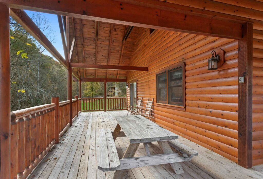 partes de un porche de madera